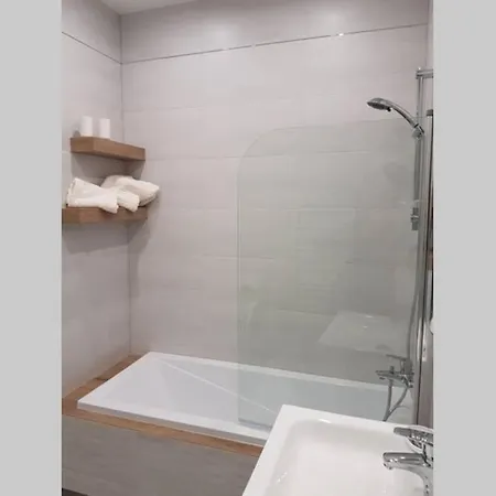 Komfortowy Nowoczesny Kustronia Z Garazem Balkonem Wanna Apartment